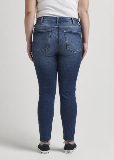 Women's Plus Infinite Fit Jeans - Back View