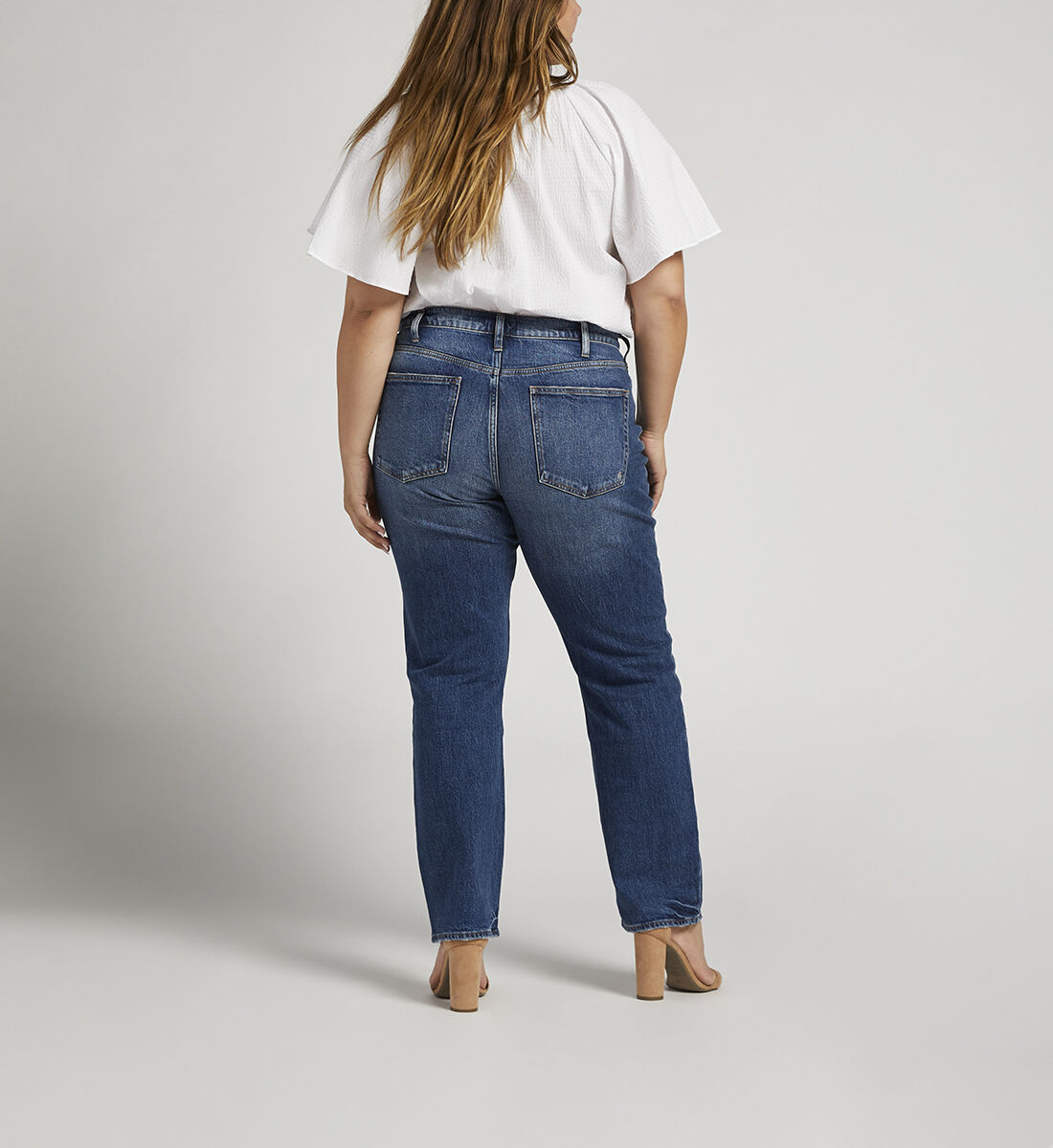 Plus size jeans best sale for short legs