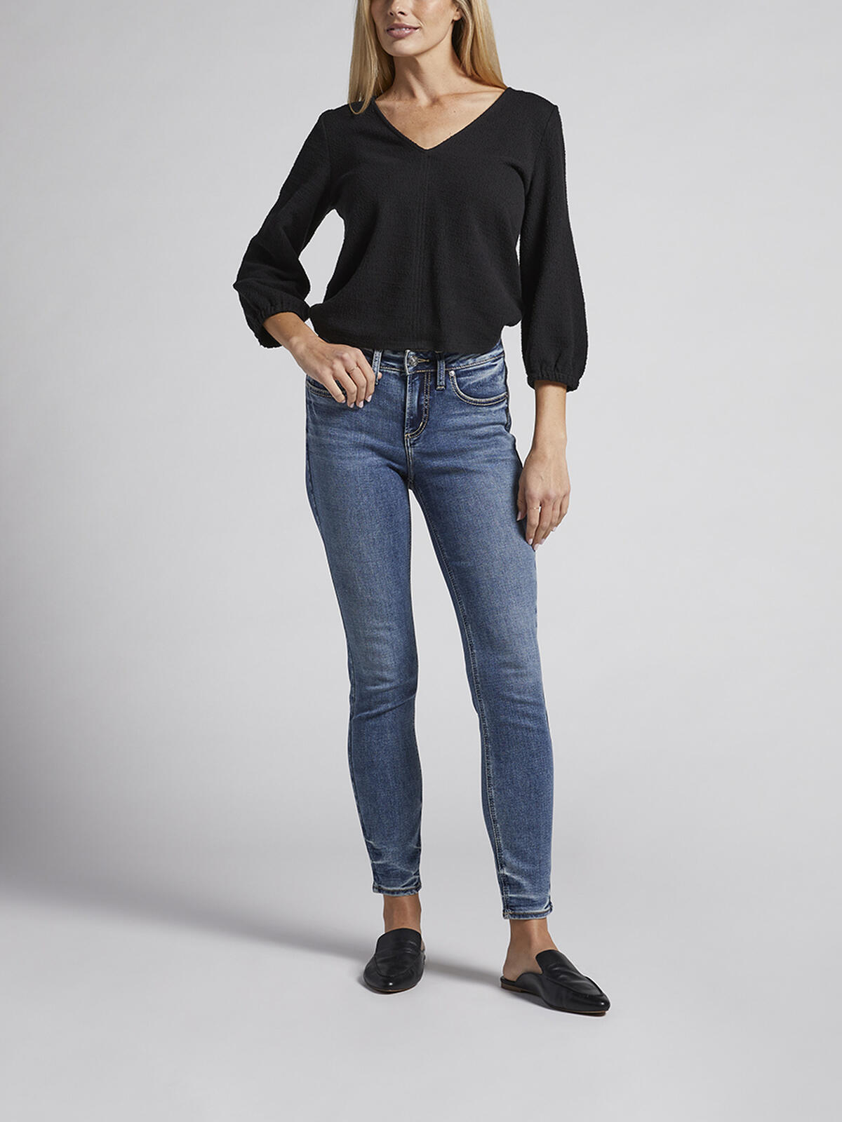 Suki Mid Rise Skinny Jeans image number 0
