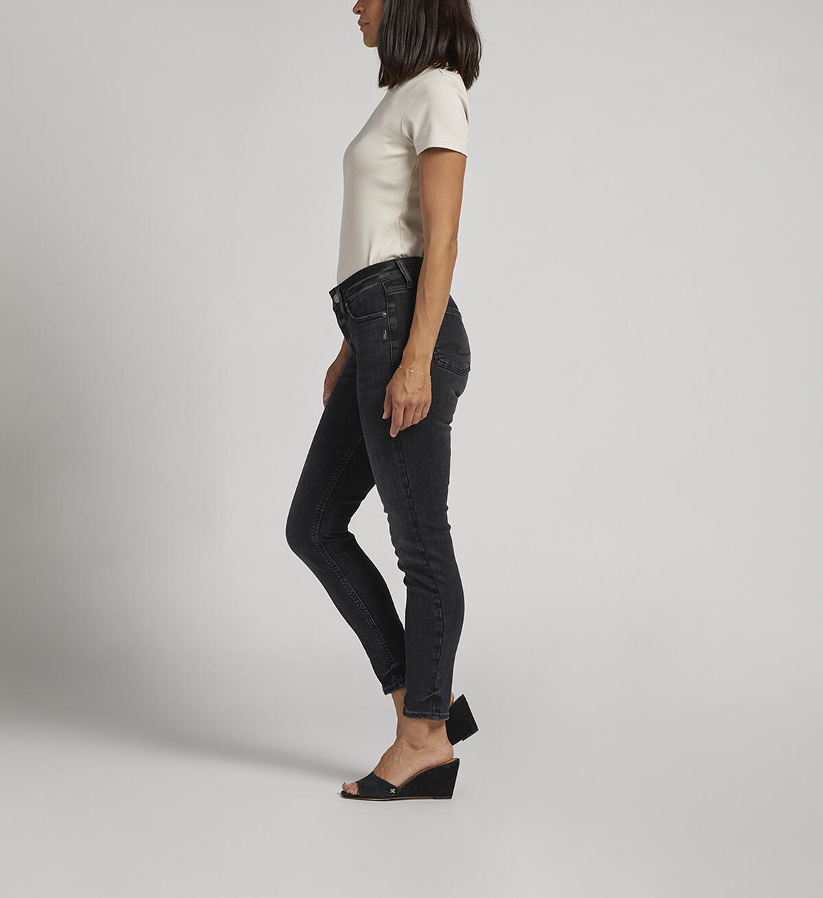 Suki Mid Rise Skinny Jeans, Black, hi-res image number 2
