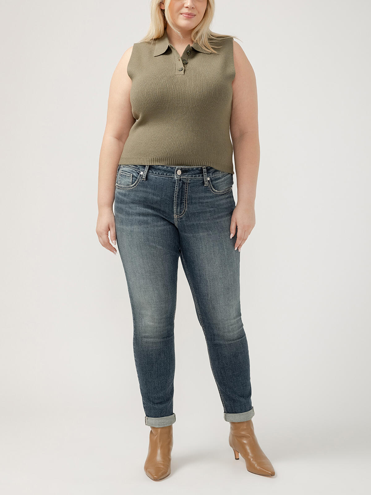 Girlfriend Mid Rise Skinny Leg Jeans Plus Size image number 0