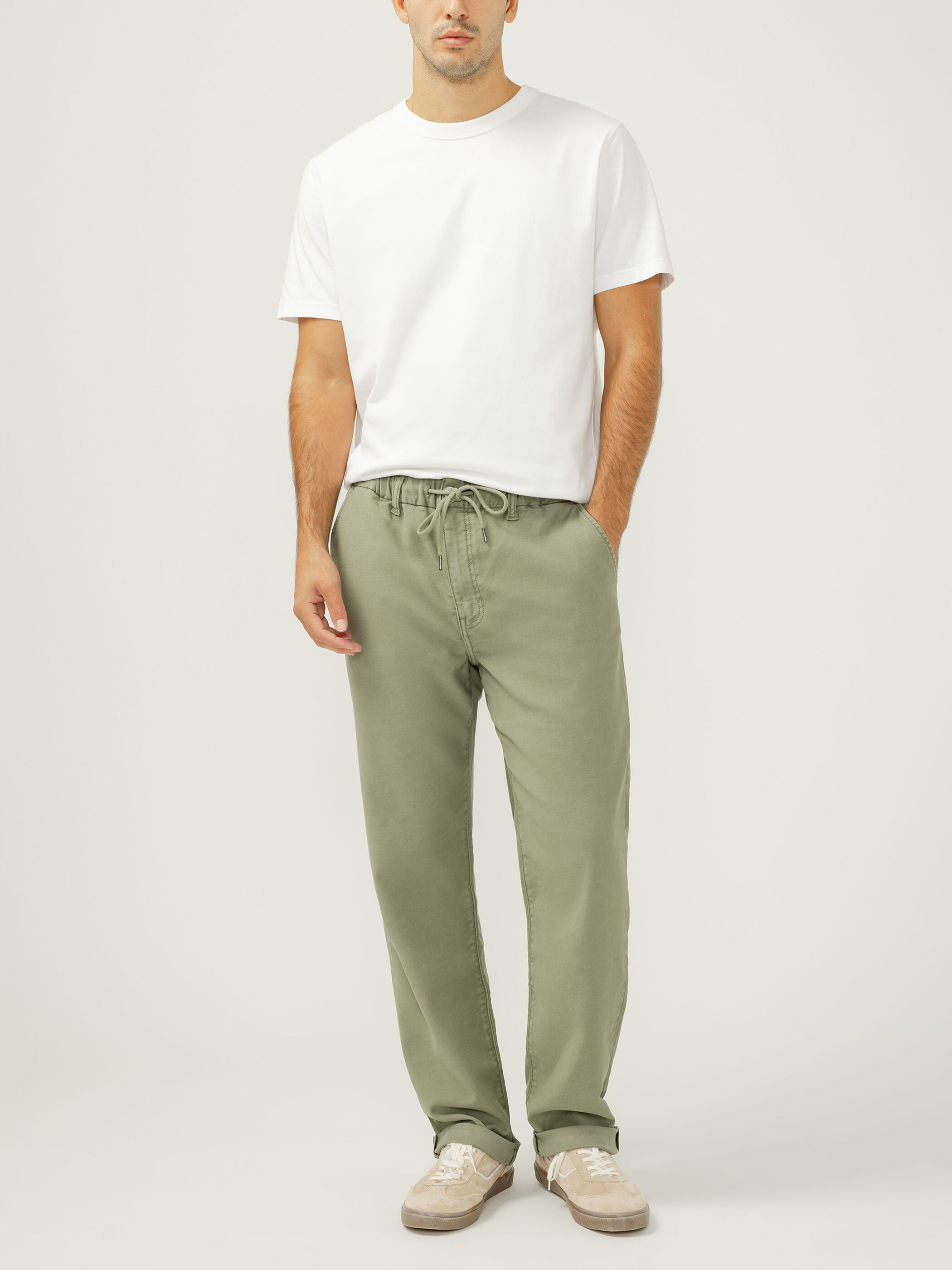 Men's Relaxed Fit Trouser Leg Knit Flex Jeans (Palm Green) Size S by Silver Jeans
