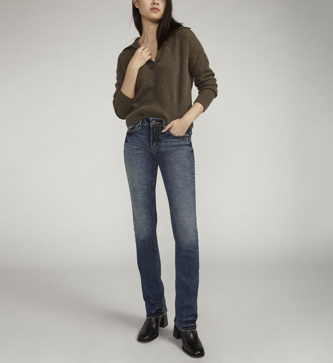 Levi's 712 mid top rise slim jeans