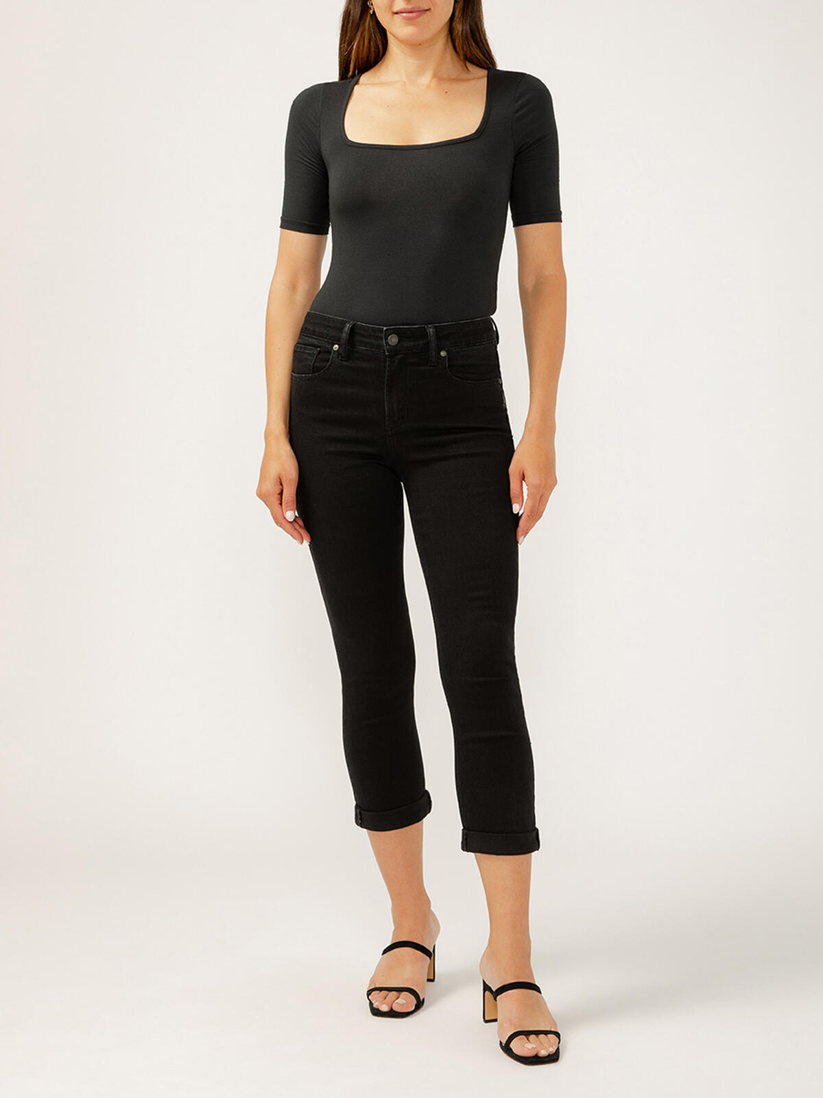 Avery High Rise Luxe Stretch Capri image number 0