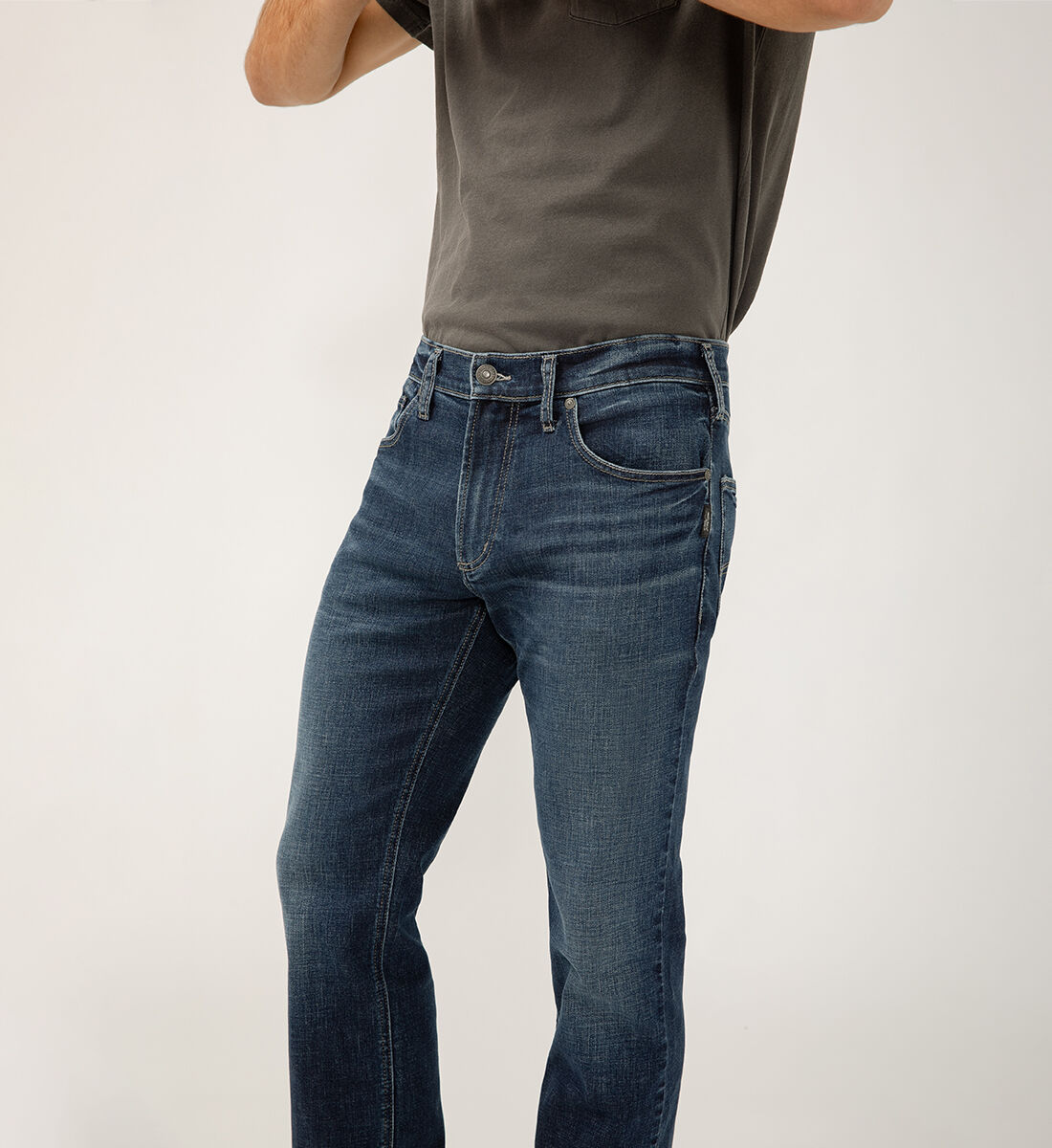 Axe Smoke Slim Straight Comfort Fit Jeans – Luxurious