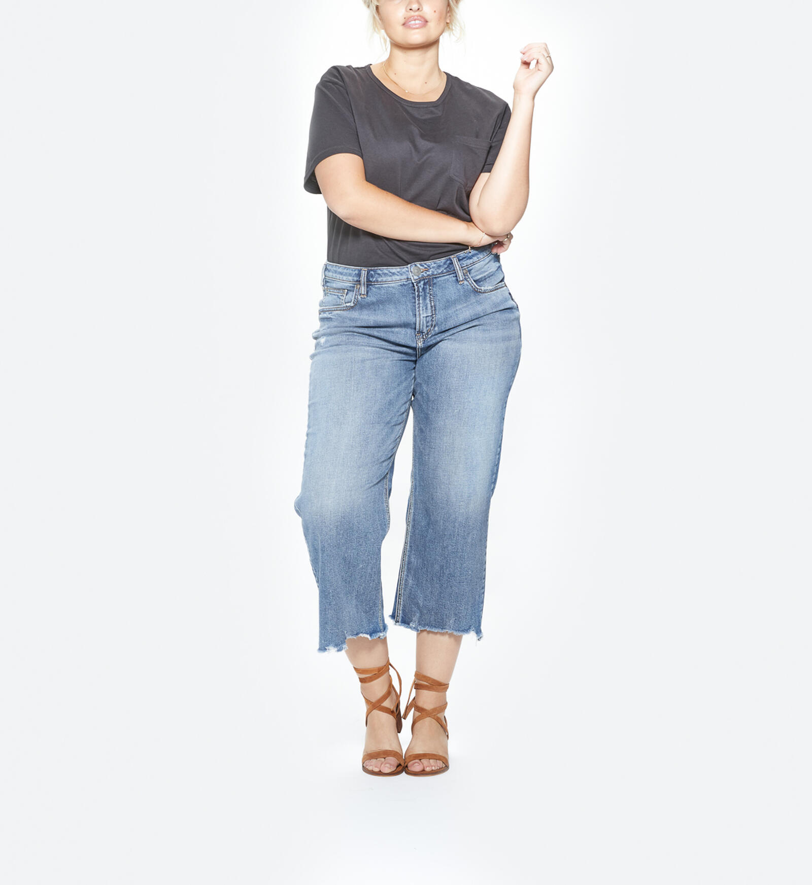 Wide-leg cropped jeans