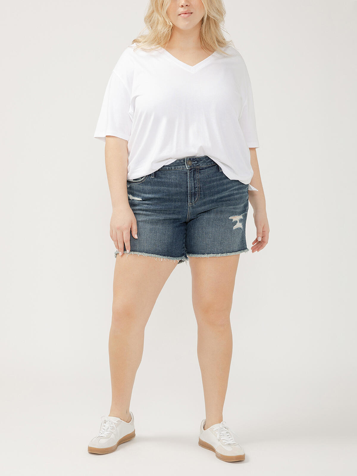 Suki Mid Rise Luxe Stretch Shorts Plus Size image number 0