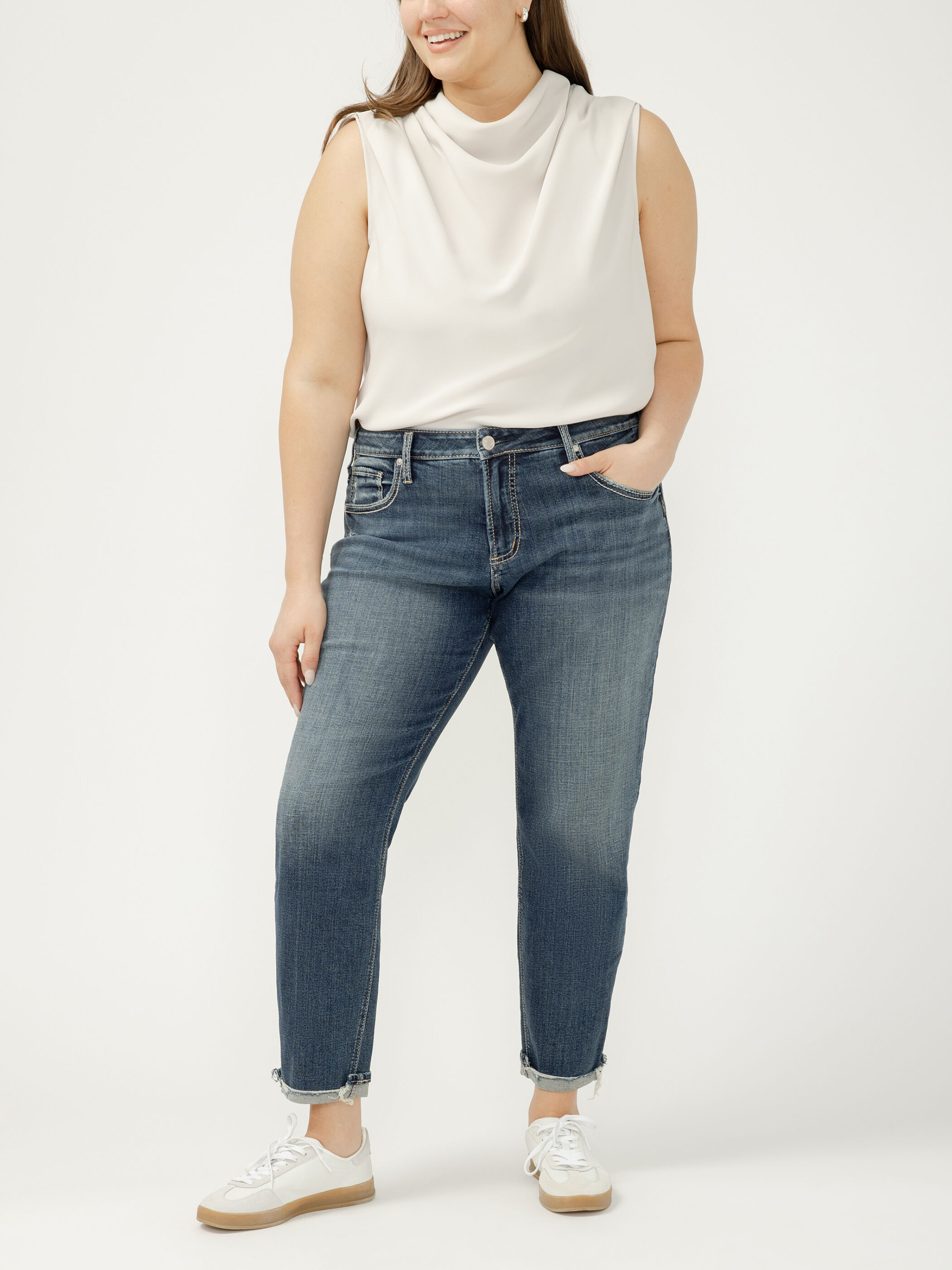 Women's Boyfriend Mid Rise Slim Leg Jeans Plus Size (Bobbie) Size 12W by Silver Jeans