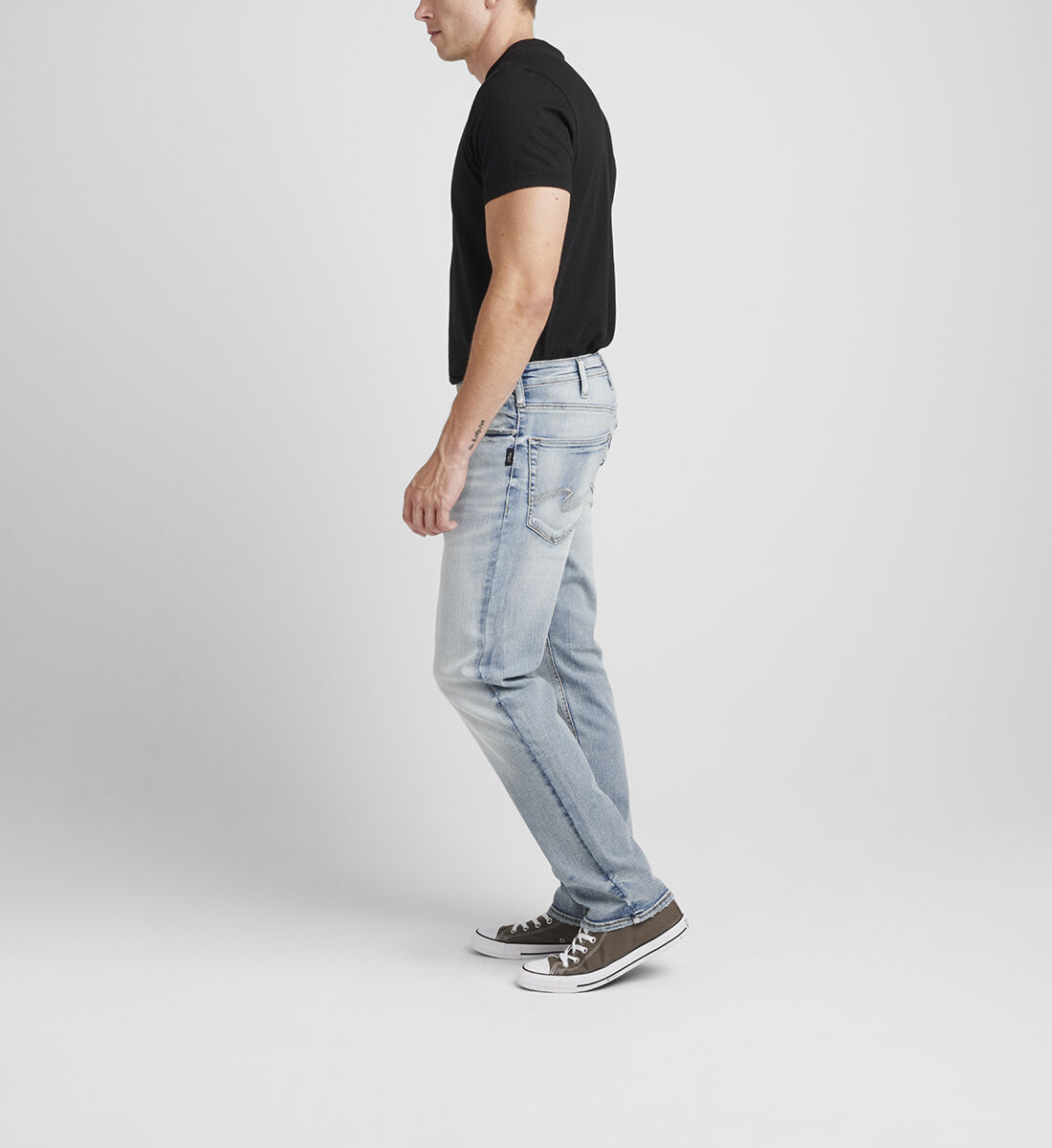 Relaxed fit tapered leg levi's hotsell