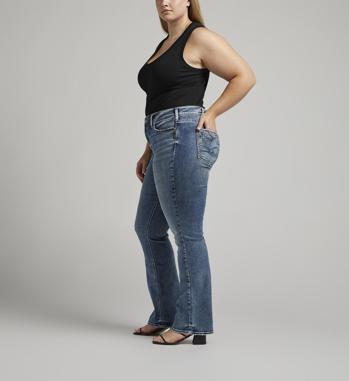 Suki Mid Rise Slim Bootcut Jeans Plus Size, Indigo, hi-res image number 2
