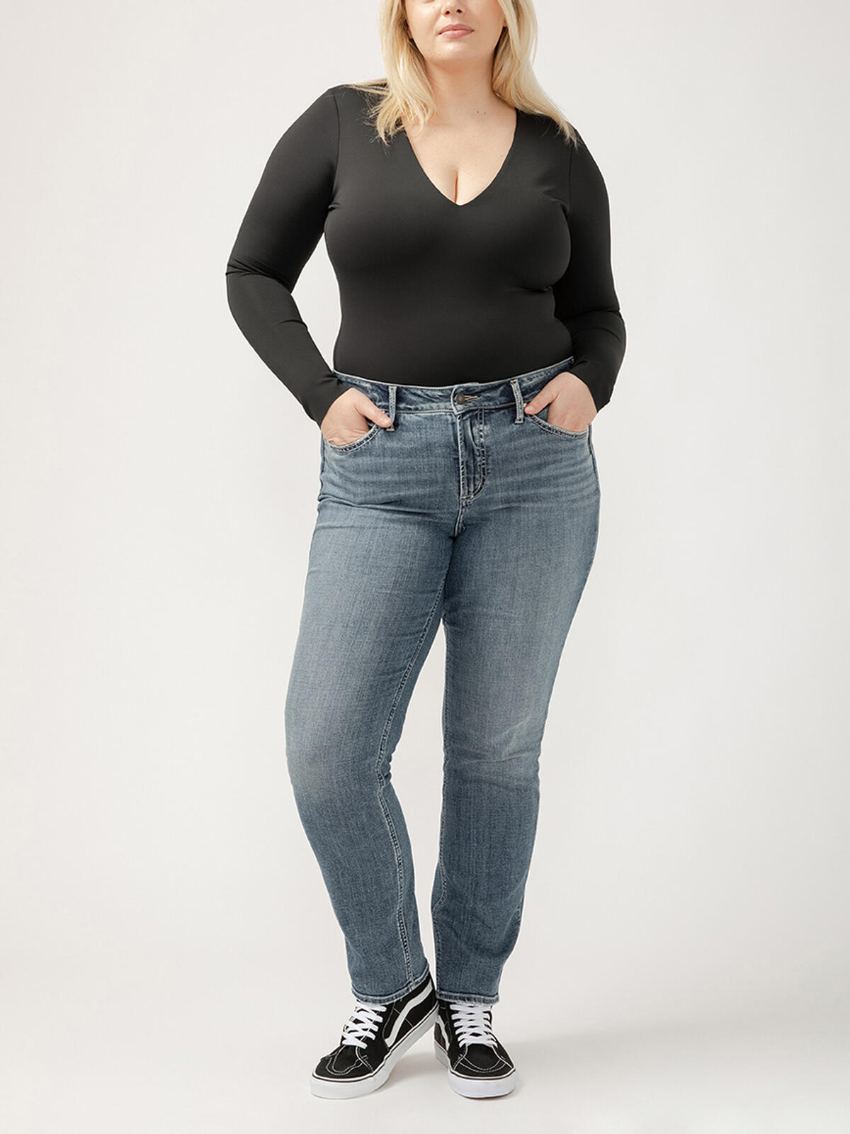 Suki Mid Rise Straight Leg Luxe Stretch Jeans Plus Size image number 0