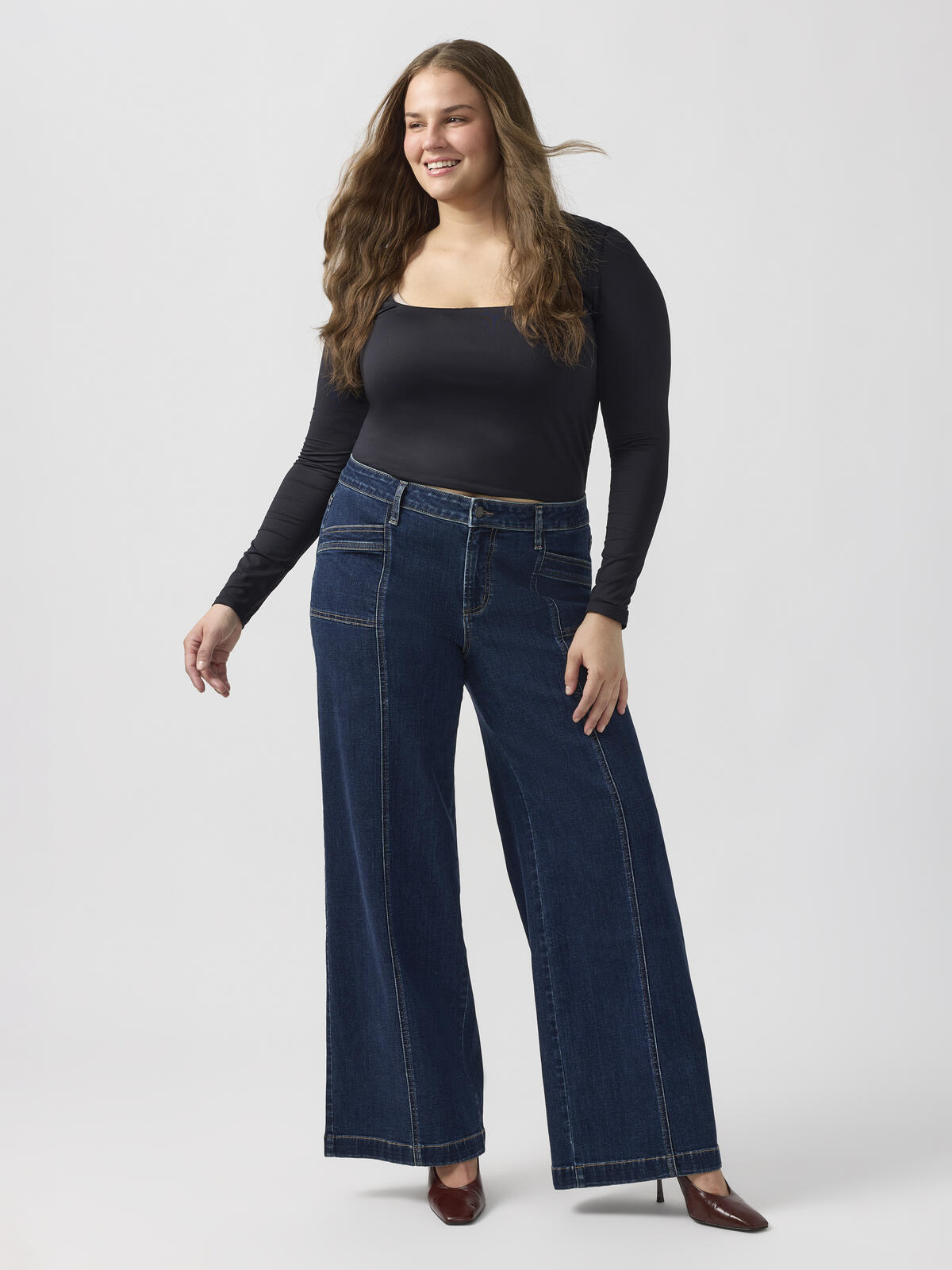 Suki Wide Leg Jeans Plus Size image number 0
