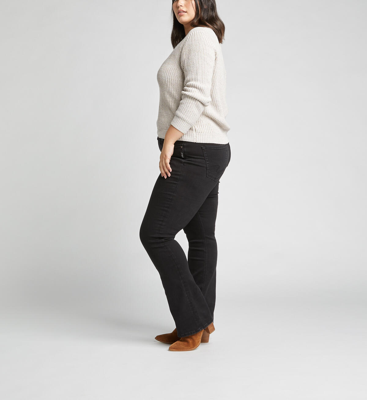 Suki Mid Rise Slim Bootcut Jeans Plus Size, Black, hi-res image number 2