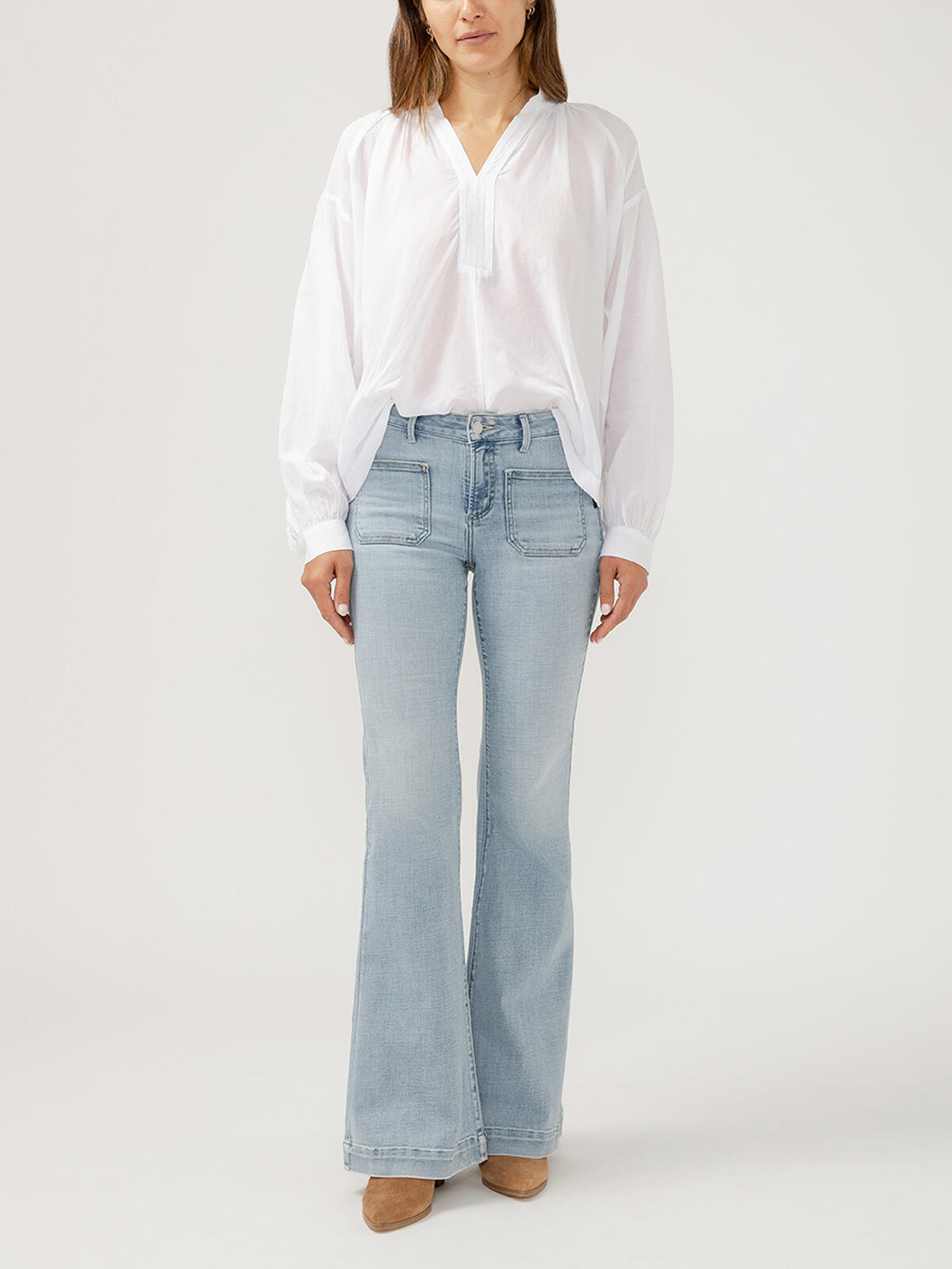 Suki Mid Rise Flare Leg Jeans image number 0