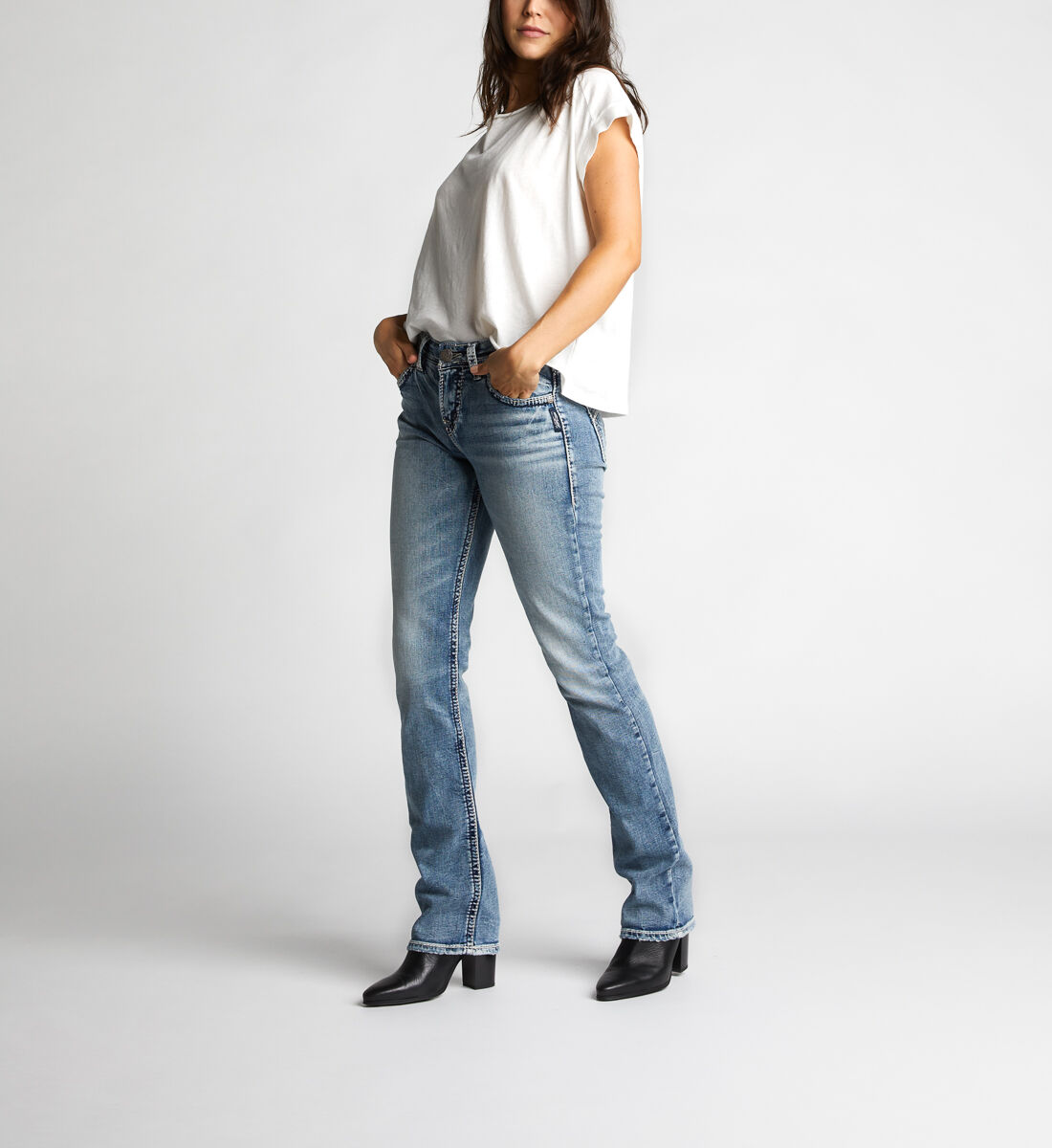 Buy Suki High Rise Baby Bootcut Jeans for CAD 98.00 Silver Jeans