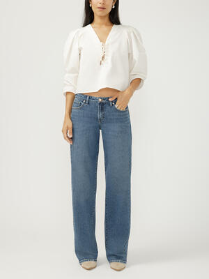 Loose & Low Rise Straight Leg Jeans