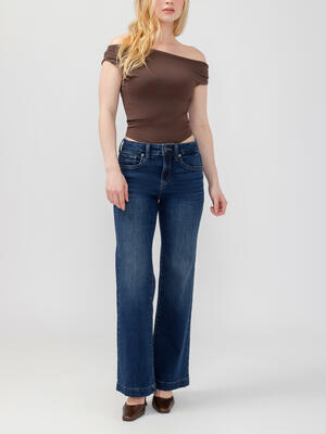 Avery Trouser Leg Jeans Petite
