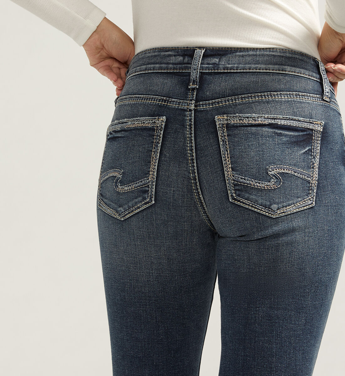 Girlfriend skinny jeans shop