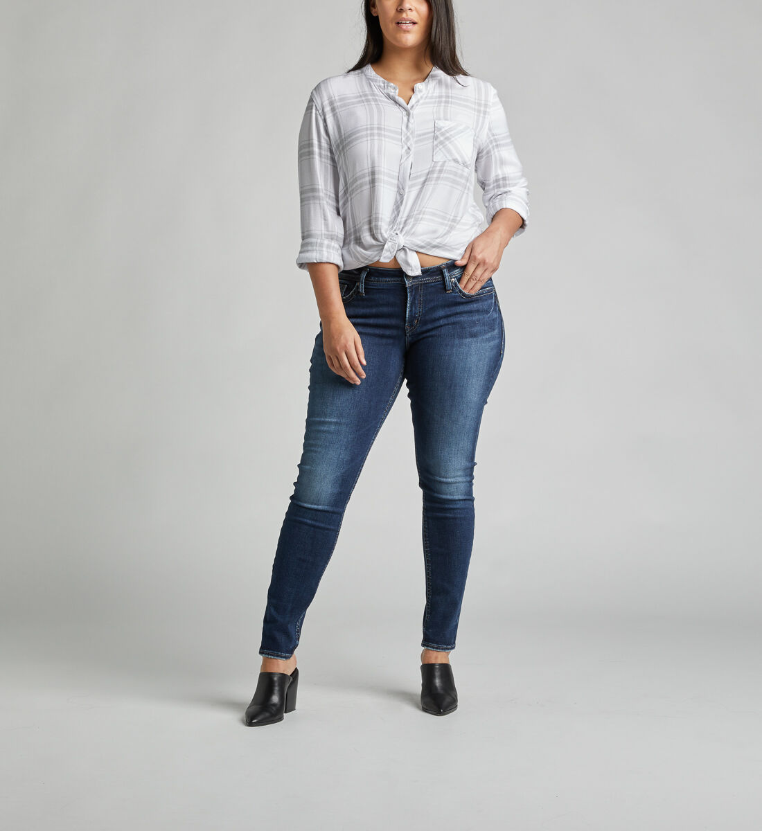 Plus size best sale dark wash jeans