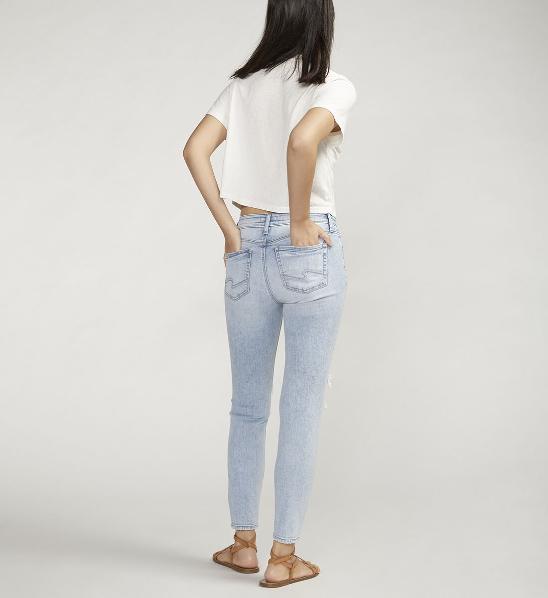 Buy Suki Mid Rise Skinny Jeans for CAD 108.00 Silver Jeans CA New