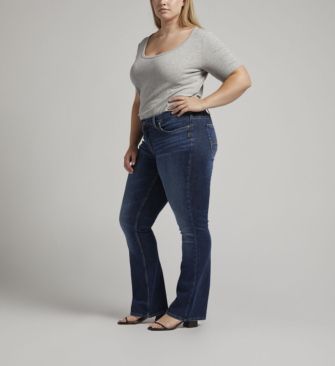Plus size best sale dark wash jeans