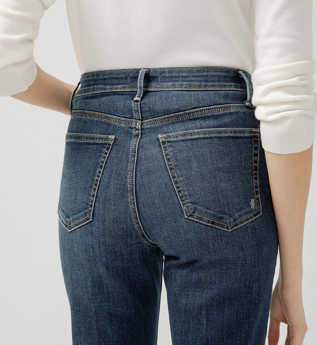 Buy Isbister High Rise Flare Luxe Stretch Jeans for CAD 108.00 Silver Jeans CA New