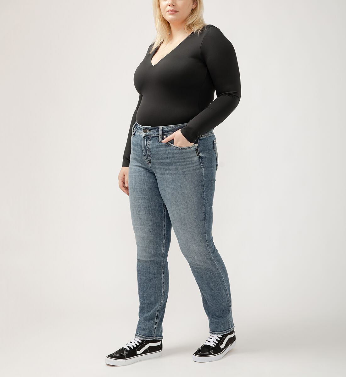 Discount plus size jeans store