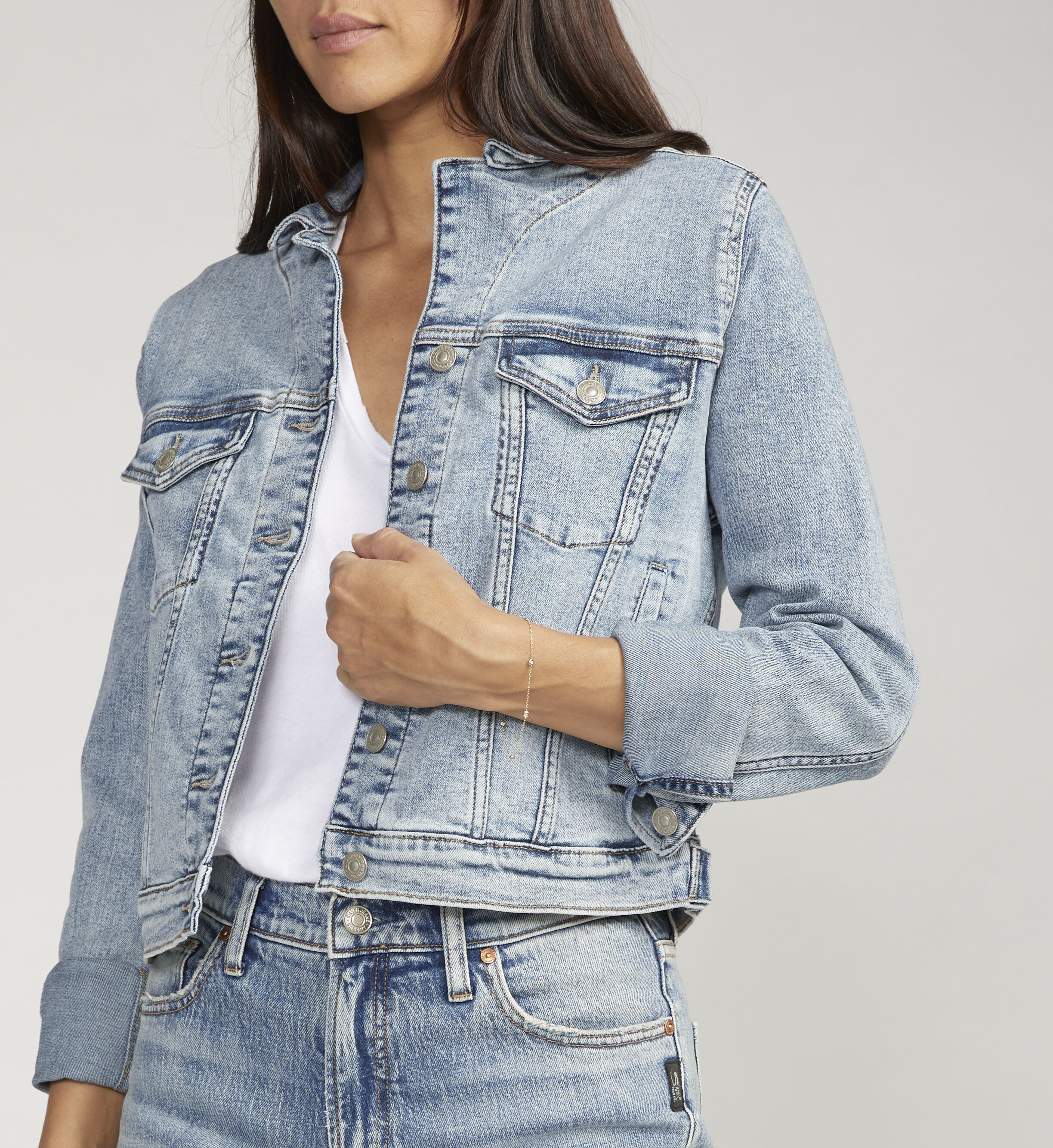 Buy Fitted Denim Jacket for CAD 108.00 Silver Jeans CA New