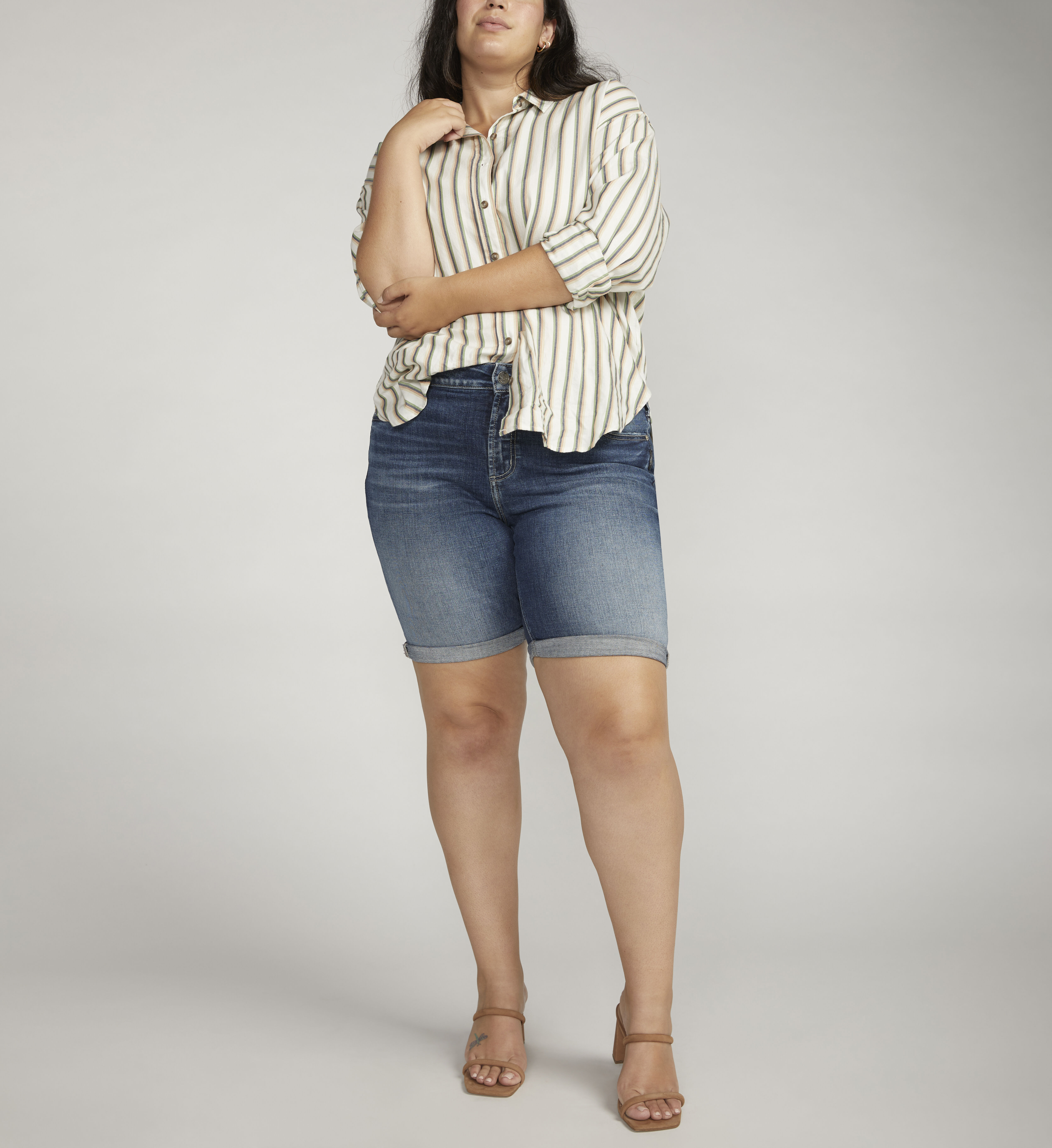 Buy Elyse Mid Rise Bermuda Short Plus Size for CAD 46.00 Silver