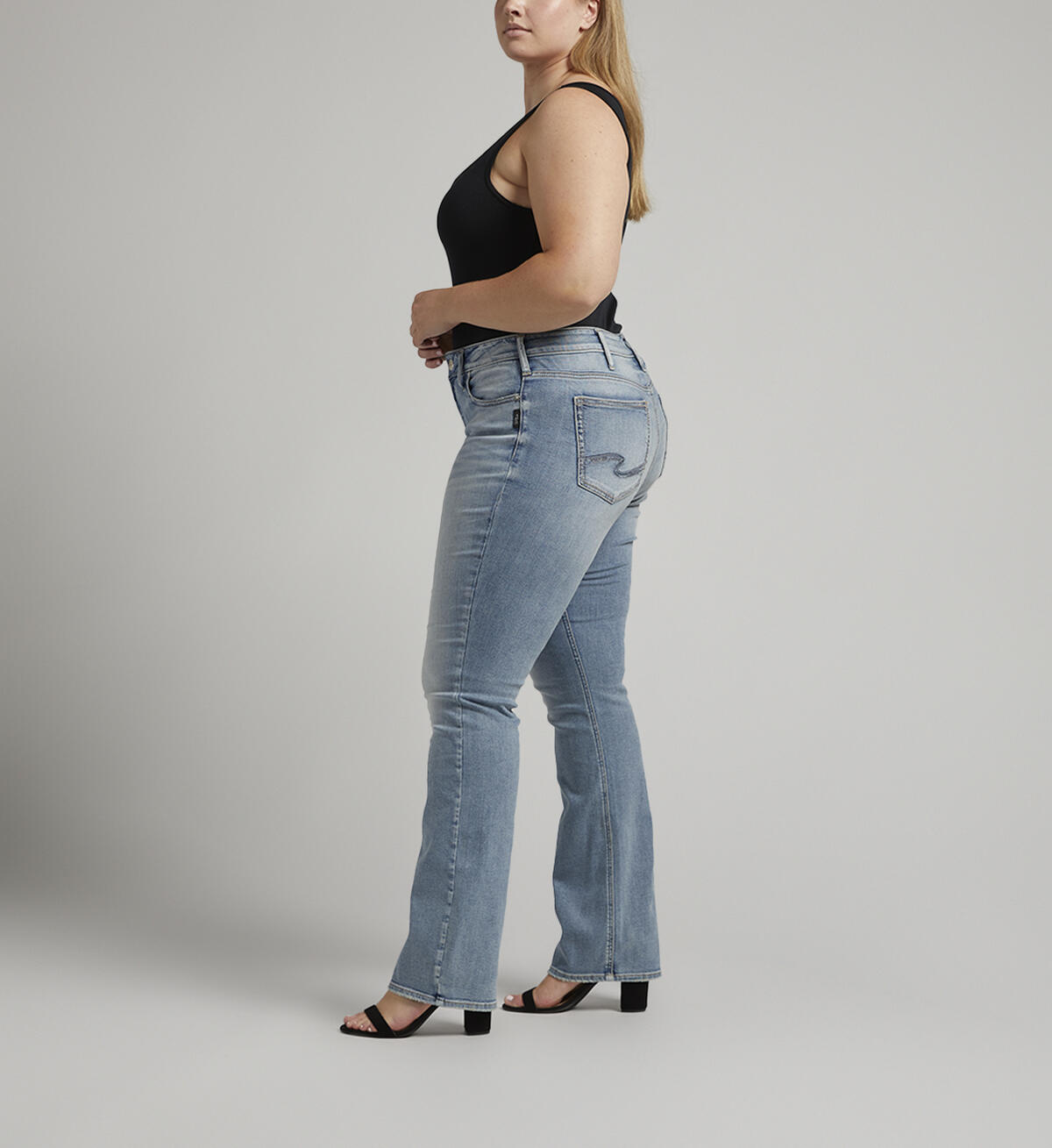 Suki Mid Rise Slim Bootcut Jeans Plus Size, Indigo, hi-res image number 2