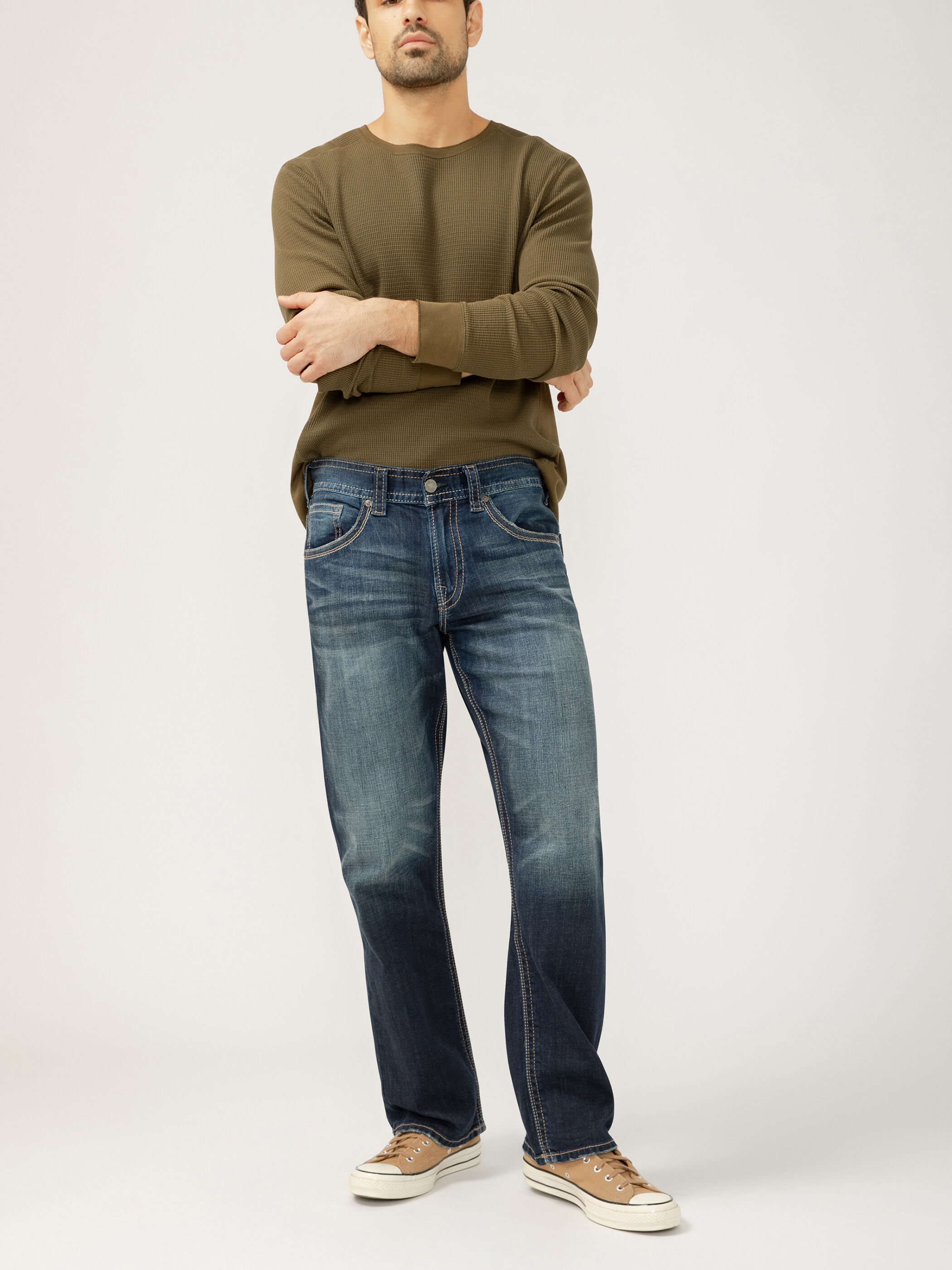 Men’s Gordie Loose Fit Straight Leg Jeans (Indigo) Size 29 by Silver Jeans Men’s Gordie Loose Fit Straight Leg Jeans (Indigo) Size 29 by Silver Jeans