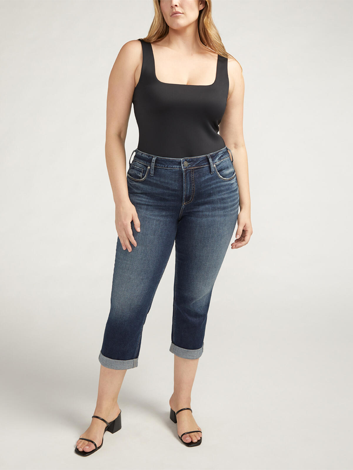 Suki Mid Rise Capri Plus Size image number 0