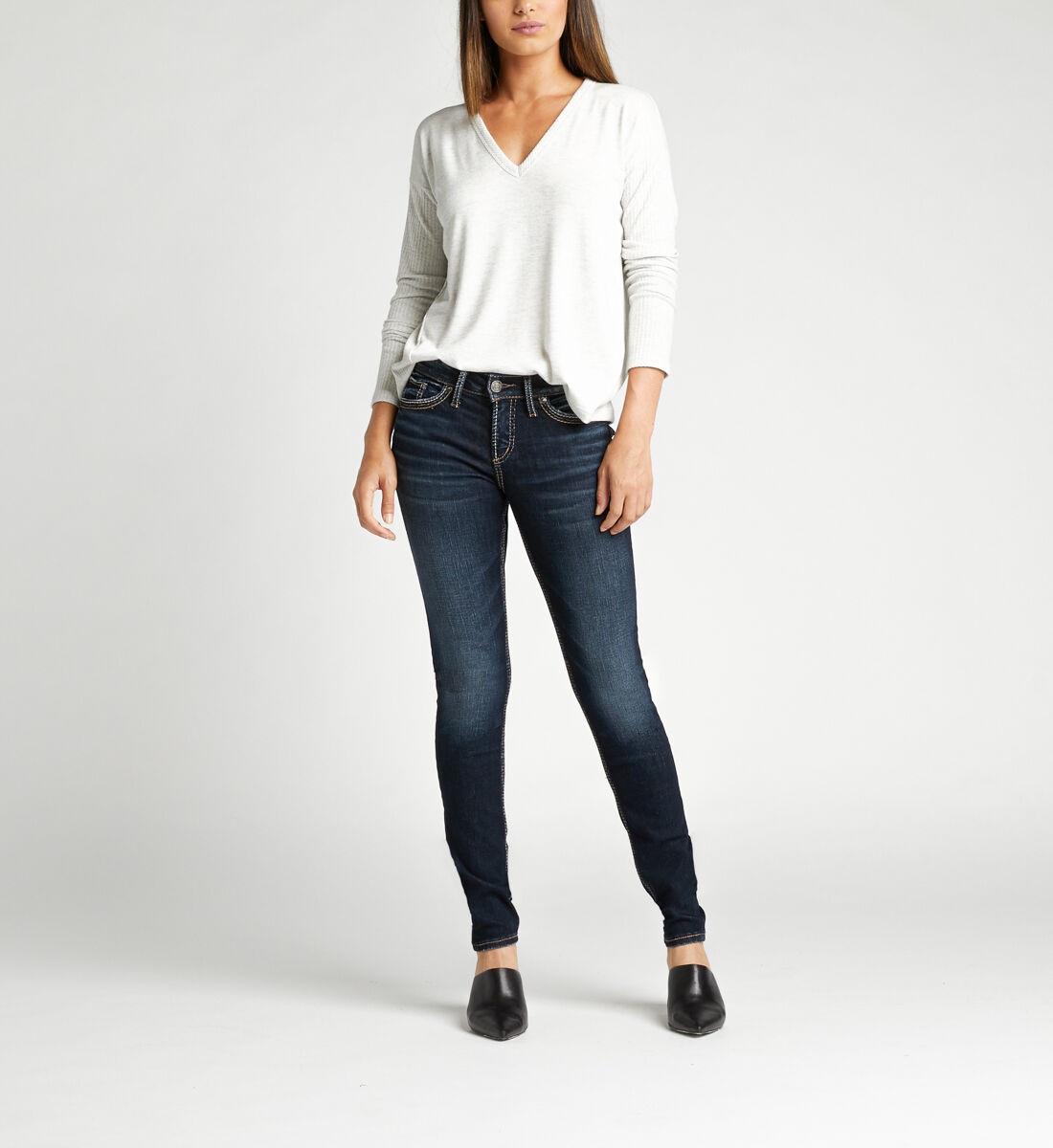 Buy Suki Mid Rise Skinny Jeans for CAD 118.00 Silver Jeans CA New