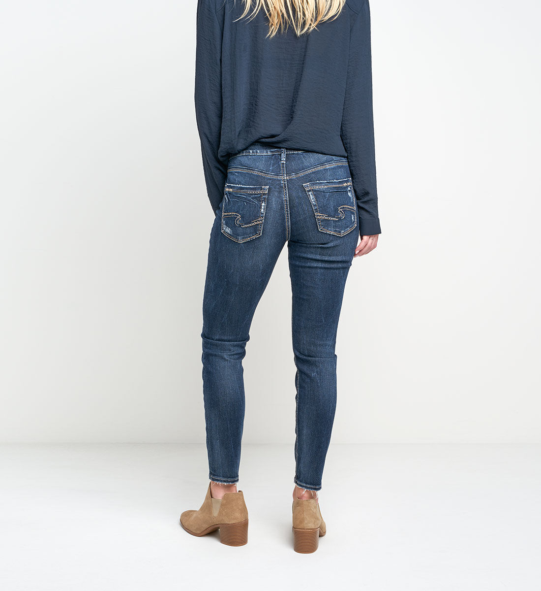Buy Avery Ankle Skinny Dark Wash for CAD 102.00 Silver Jeans CA New