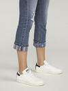 Suki Mid Rise Americana Capri image number 3