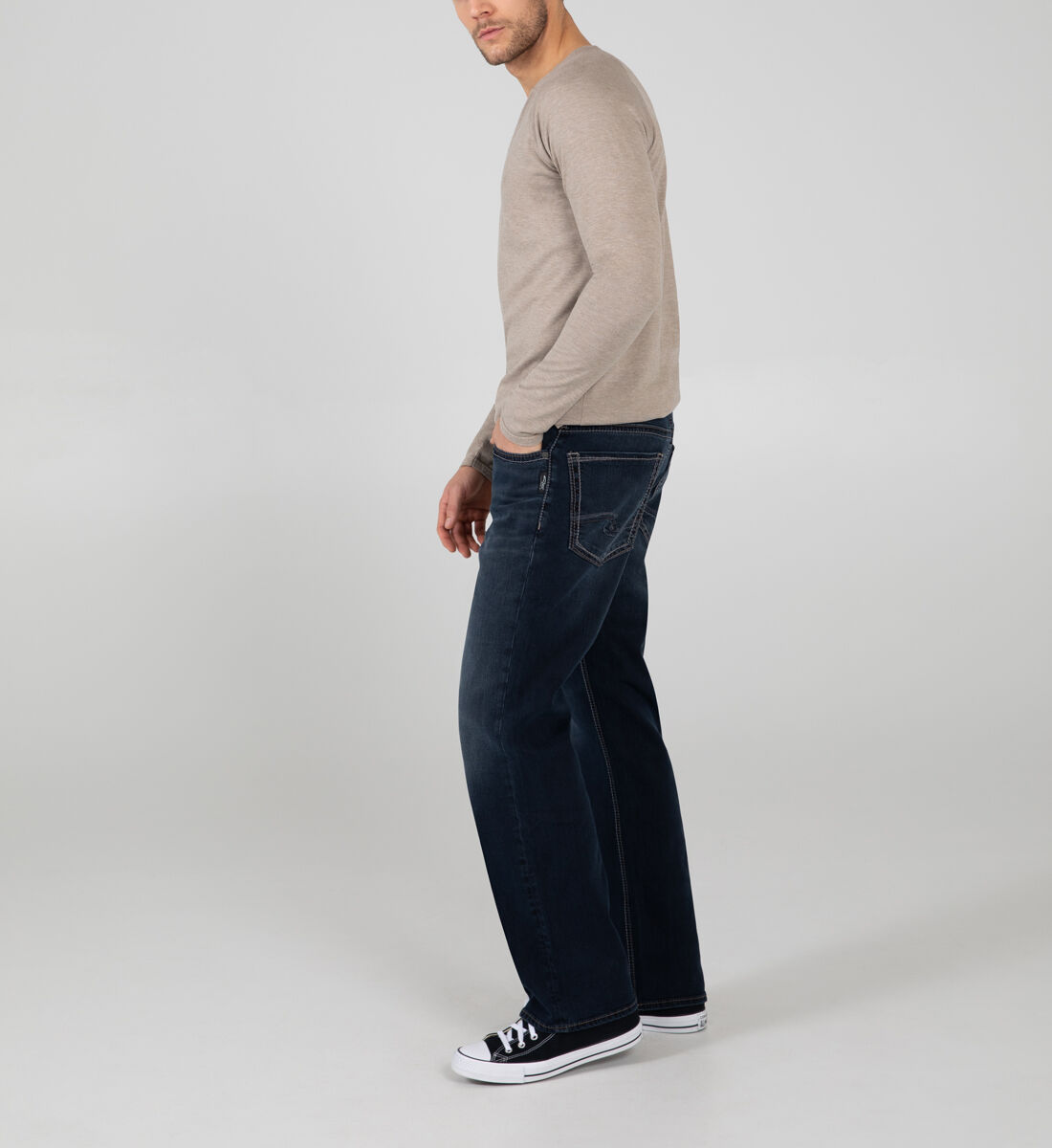 Relaxed fit store jeans vs straight