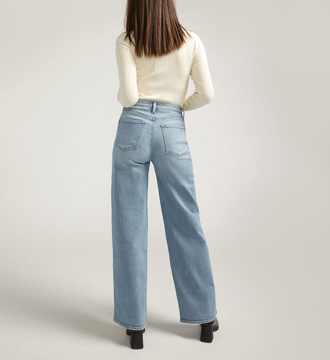 Buy V Front High Rise Wide Leg Jeans for CAD 108.00 Silver Jeans CA New