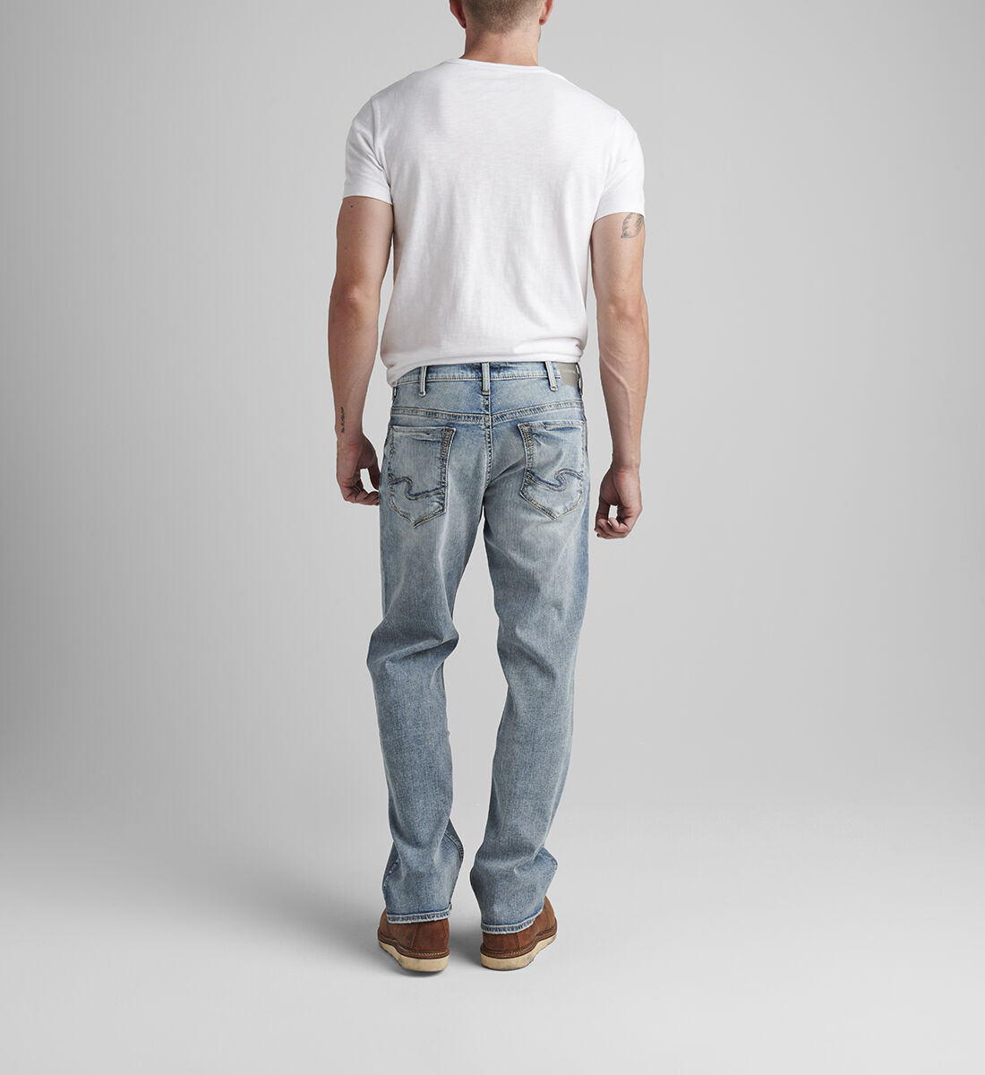 Loose straight fit jeans hotsell