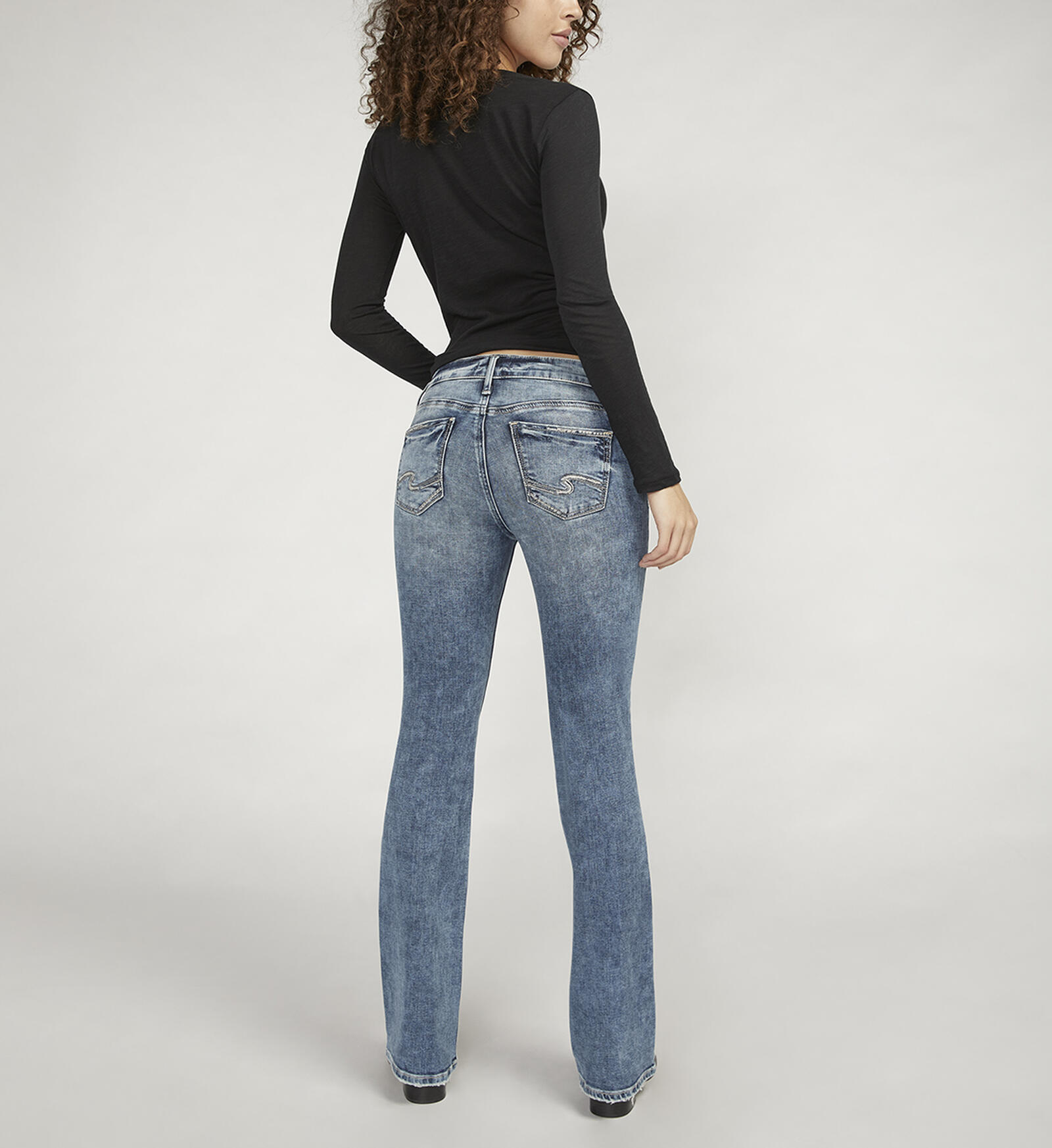 Buy Suki Mid Rise Bootcut Jeans for CAD 112.00 | Silver Jeans CA New