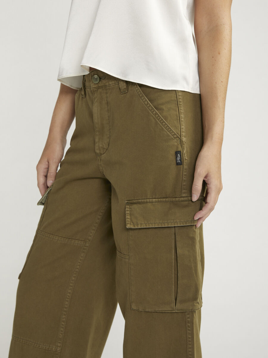 Buy Relaxed Fit Surplus Cargo Pant for CAD 47.00 | Silver Jeans