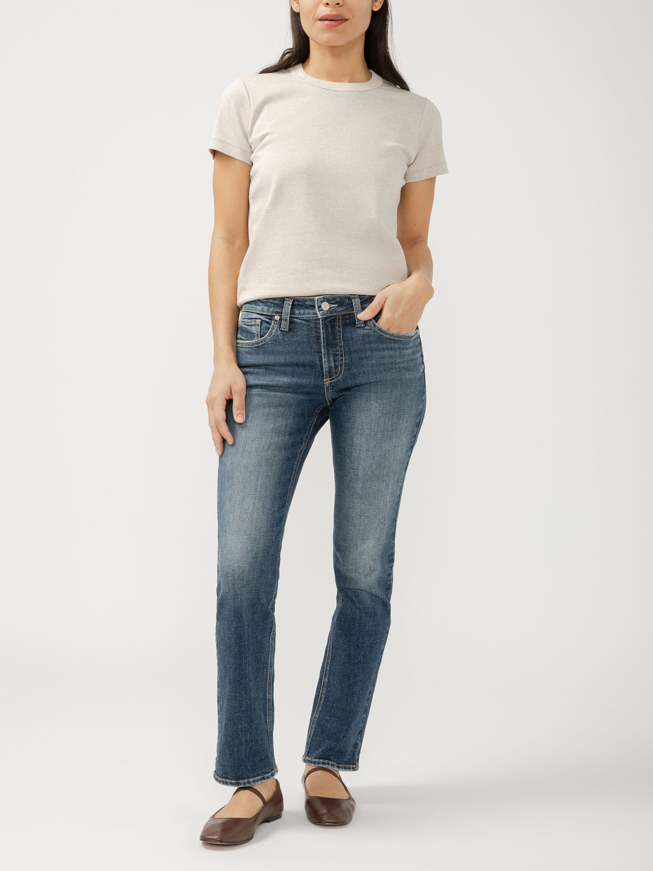Women's Elyse Mid Rise Straight Leg Jeans (Half Moon) Size 28 by Silver Jeans