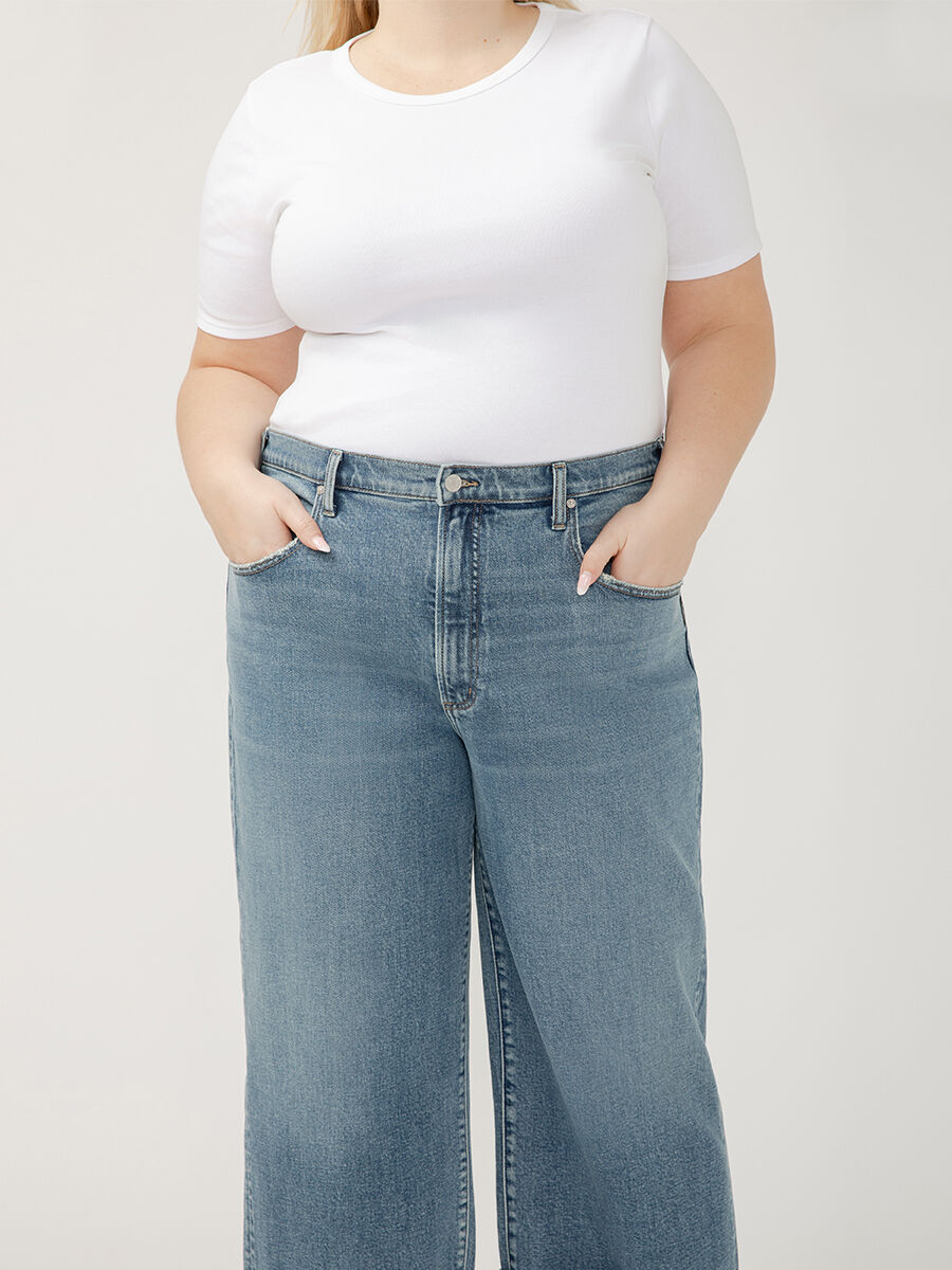 Buy Be Easy High Rise Wide Leg Jeans Plus Size for CAD 108.00 | Silver Jeans  CA New