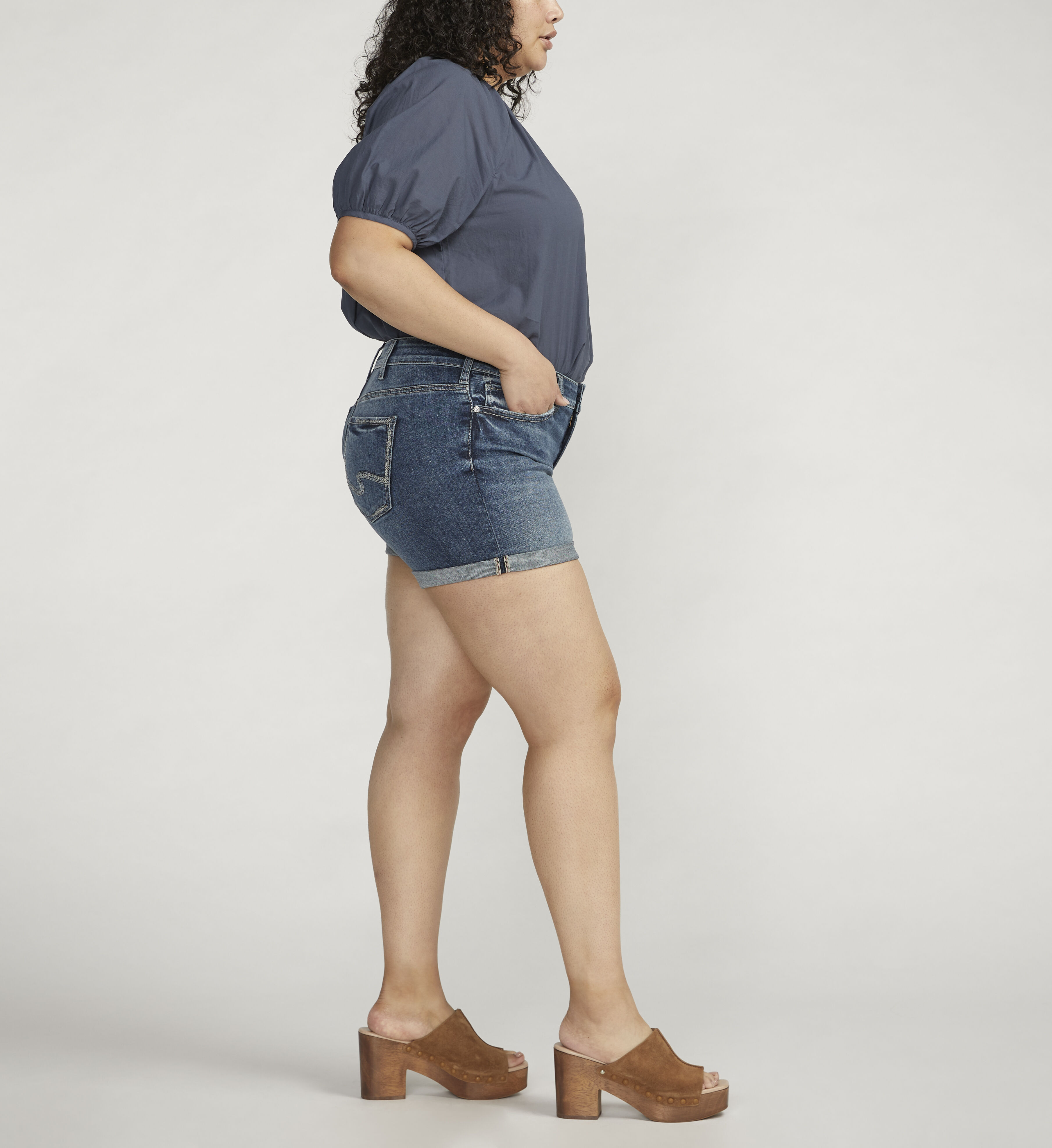 Buy Britt Low Rise Short Plus Size for CAD 48.00 Silver Jeans CA New