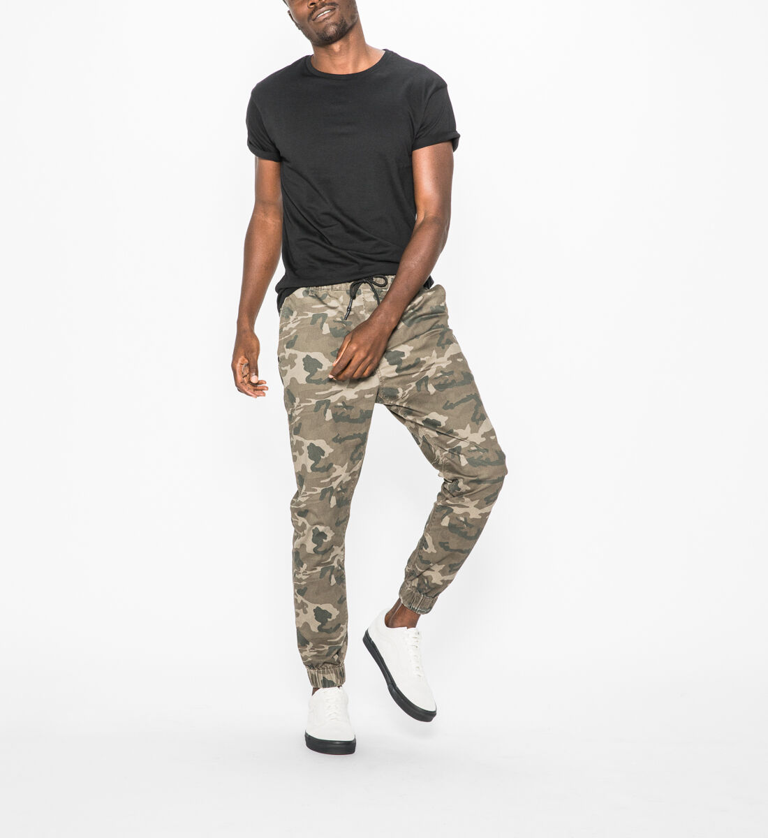 Buy Fowler Black Wash for CAD 85.00 Silver Jeans CA New