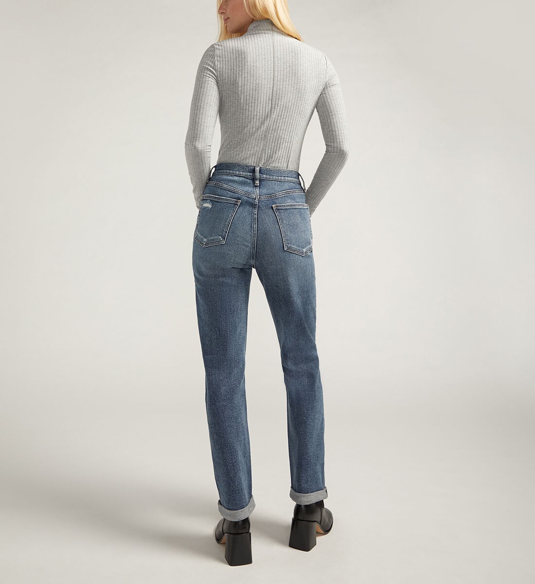 Buy 90s Boyfriend High Rise Straight Leg Jeans for CAD 108.00 Silver Jeans CA New